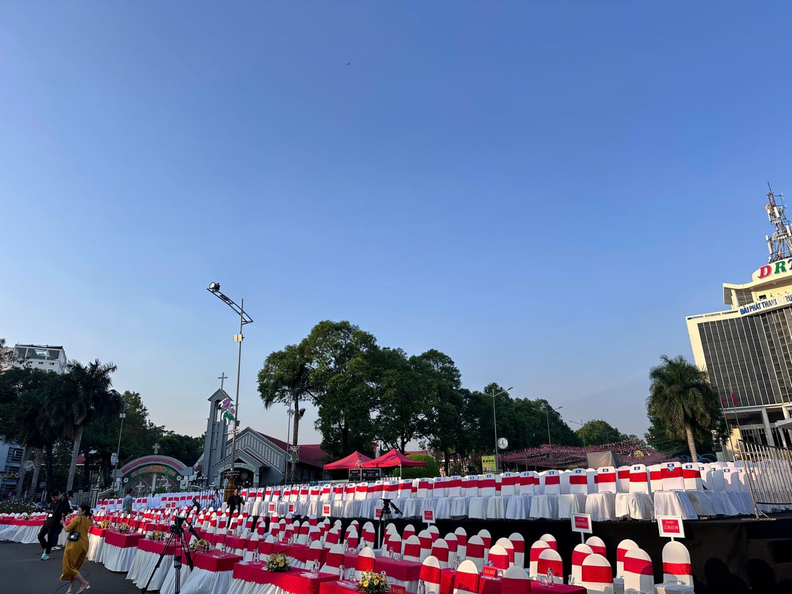 Cho thuê sân khấu tại Đắk Nông