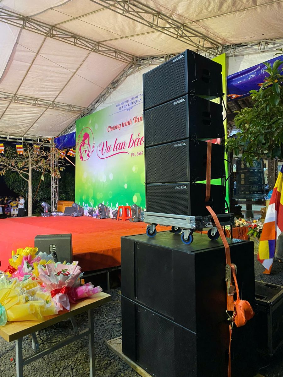 Thuê loa công suất lớn tổ chức tiệc
