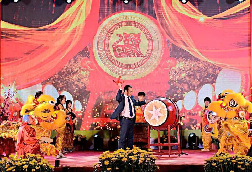 sân khấu sự kiện tại Đắk Nông